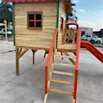 Eğlenceli Ahşap Çocuk Oyun Evi