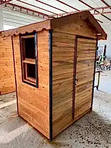 Yandan çekilmiş depo ahşap modeli